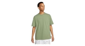 T shirt manches courtes nike sportswear premium essential vert