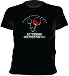 Dunken Wine in yoga pants T-shirt (Svart,Dam,4XL)