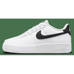 Nike Air Force 1 Big Kids' Shoes WHITE/BLACK, storlek 38