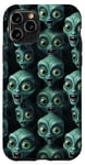 Coque pour iPhone 11 Pro Trippy Green Cool Alien Funny Party fait face à des extraterrestres