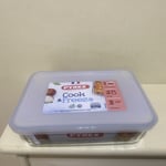 Pyrex Cook & Freeze Food Storage Serving Dish with Plastic Lid 1.5 L