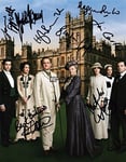 LIMITED EDITION DOWNTON ABBEY CAST SIGNED PHOTOGRAPH + CERT PRINTED AUTOGRAPH