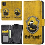 iPhone 12/12 Pro - Plånboksfodral/Skal Harry Potter Hufflepuff multifärg