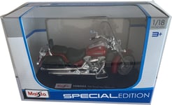 Yamaha Road Star Silverado in red 2001 1:18 scale model from Maisto, 39304