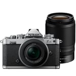 Nikon Z fc + Z DX 16-50mm VR + Z DX 50-250mm VR -systemkamera