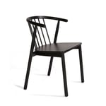 Stryn Vang stol er en flott og moderne spisestol i heltre eik. Spisestolen designet av Andreas Engesvik etter inspirasjon fra Alf Stures Windsor-stol.</p> Tonning & Stol, Sort 92220