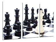 Tableau Moderne Photographique, Impression sur bois, Jeu de plateau d'échecs, pièce en noir et blanc, 97 x 62 cm, ref. 26946