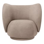 Ferm Living - Rico Lounge Chair Bouclé Sand - Fåtöljer - Trä/Textilmaterial
