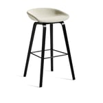 HAY - About a Stool AAS33 High, Black Footrest, Black Oak/Cat.6 Coda 2 100 - Barstolar - Hee Welling - Metall/Trä/Plast