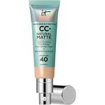 it Cosmetics Ansiktssminkning Foundation Your Skin But Better CC+ Cream Natural Matte SPF 40 Light 32 ml (17.500,00 kr / 1 l)