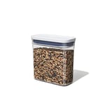 OXO Good Grips Boîte de conservation POP – Boîte de rangement alimentaire hermétique et empilable pour la cuisine - Rectangle, Petit format 1,1 L