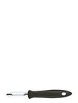 Fiskars Essential Peeler 6Cm Svart