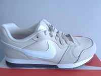 Nike MD Runner 2 (GS) trainers shoes 807316 013 uk 3 eu 35.5 us 3.5 Y NEW+BOX