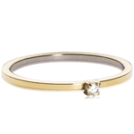 Blomdahl Tiffany Tiny CZ White Ring GuldTitan (Storlek: 18mm)