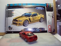 FORD MUSTANG BOSS 302 DESIGN MASTERS SKETCHBOOK & PENCILS + 1:43 GT BY DAGOSTINI
