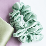 Tunn scrunchie 100% mullbärssilke (Mint)