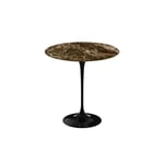 Knoll - Saarinen Round Table - Småbord, Svart underrede, skiva i matt brun Emperador marmor, Ø 51 - Svart - Sidobord - Metall/Trä