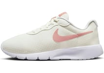 NIKE Tanjun GO (GS) Sneaker, Summit White/RED Stardust-RED STARD, 3 UK