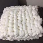 Chunky Knit Throw Blanket white, Knitted Blankets 100% Hand Made Stylish & Cosy Beautiful Home Decor Throw, Couch, Bed, Chair, Sofa, Gift- 80x100cm