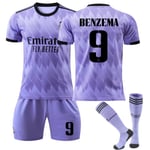Jersey NO.9 Benzema Sportkläder Set Kortärmad Barn Aktivkläder Fotbollsträningsset för Barn Pojkar Träningsoverall Set Jersey Tröja Byxor Topp 22/23 #9 28