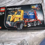Lego 42024 Technic Container Truck Brand New Sealed Rare Retired Set