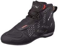 TCX - R04D Waterproof, Chaussures de Moto Imperméables pour Hommes, Certifiées avec Membrane T-Dry, Lacets et Fermeture Velcro, Tige en Maille avec revêtement Hot Melt, Noir