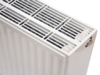 radiator C4 33-600-1000 - 1000 C 4x 1/2. Inkl L-bæringer og tilbehørspose