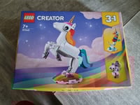 lego creator 3 en 1 licorne magique 31140,neuf