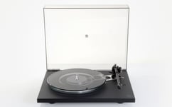 Rega Planar 6 Svart, med Nd5 MM-pickup