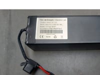 Batteri 36V8ah För Mcu-Sport Elektrisk Scooter Hpi46 36V