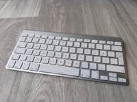 Apple Trådlöst Tangentbord A1314 (VMB*)