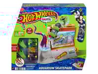 Mattel Hot Wheels Skate Skatepark + Skateboard Hgt93