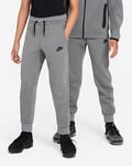 Nike Sportswear Tech Fleece Older Kids' (Boys') Winterized Trousers