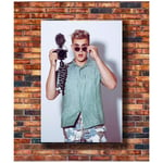 Chtshjdtb American Tv Series Show Star Funny Jake Paul Art Posters and Prints Canvas Painting Home Decor -20X28 Inch No Frame 1 Pcs