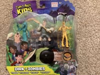 The Last Kids On Earth - Action Figure Set - Netflix 13pc Dirk & Zombies SEALED