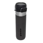 Stanley Quick Flip Gourde Isotherme 0.71L Charcoal - Étanche - Bouteille Isotherme - Couvercle à Bouton-pression - Thermos Sans BPA - Compatible avec Porte-Gobelet - Va au Lave-Vaisselle