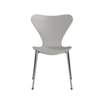 Fritz Hansen Sjuan 3107 stol nine grey, lackad, kromat stålstativ