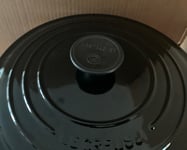 Le Creuset 24cm Round Casserole Black Onyx (New)