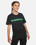 Liverpool F.C. Older Kids' Nike Football T-Shirt