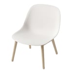 Muuto - Fiber Lounge Chair Wood Base Natural White/ Oak - Fåtöljer