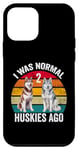 Coque pour iPhone 12 mini J'étais normal, il y a 2 Huskies, un coucher de soleil rétro amusant
