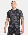 Nike Academy Pro Men's Dri-FIT Football Short-Sleeve Graphic Top