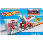 Hot wheels Playsets Ghost Garage Blaze City Turbo Jet Dine & Dash Mattel New