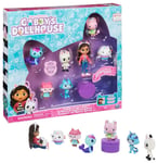 Gabby’s Dollhouse, Deluxe Figure Gift Set with 7 Toy Figures and Surprise Access