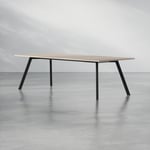 Konferensbord Viggo Standard- Laminat höjd 73 cm, Storlek 240 cm, Bordsskiva Valnöt, Färg underrede Svart