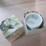 Floral Street white rose scented candle 200g.