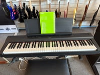 Yamaha P-121B