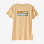 Patagonia W's Cap Cool Daily Graphic Shirt - Waters Boardshort Logo: Sandy Melon X-Dye