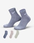 Nike Everyday Plus Cushioned Training Ankle Socks (3 Pairs)