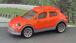 2016 Fiat 500X * 1:64 (Orange) Matchbox France Diecast Car